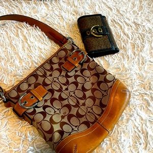 small coach purse and wallet